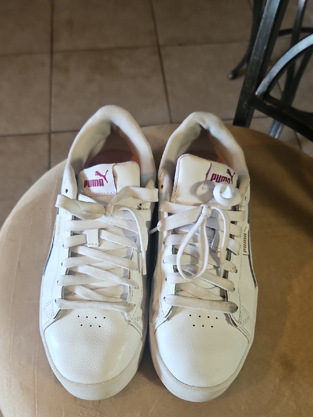 Puma Womans White Leather Sneakers with Pink Logo Accents